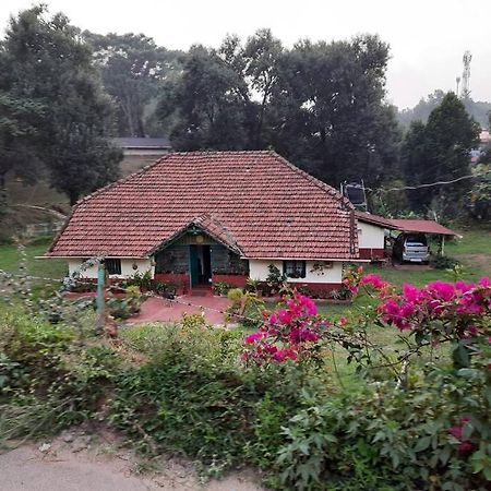 A Quaint Cottage With Rajah'S Seat View. Madikeri Exterior photo